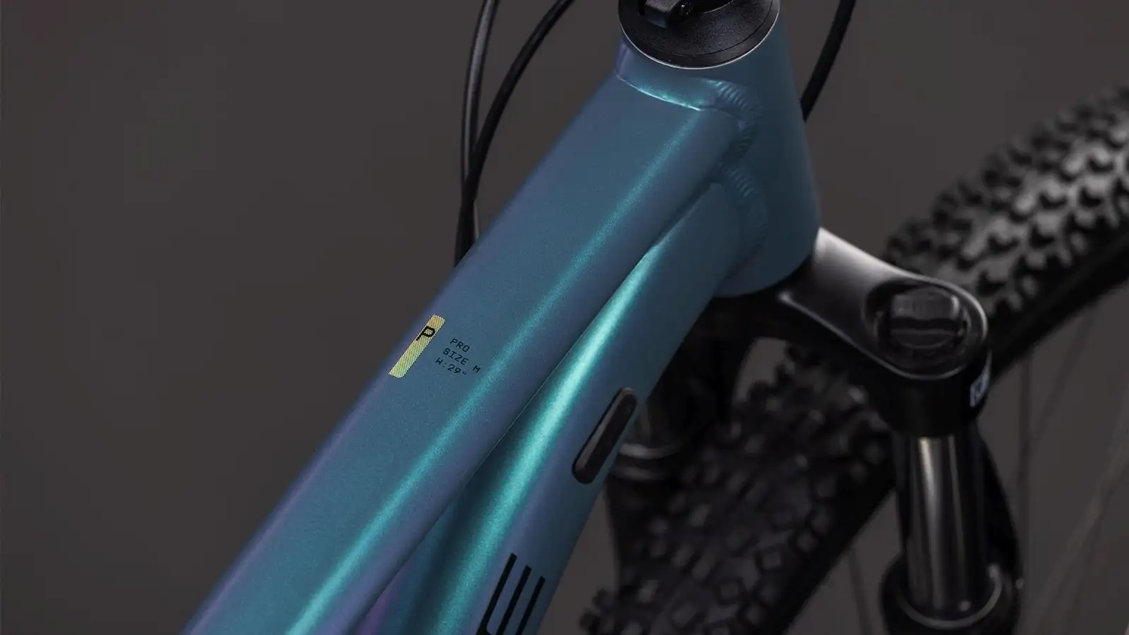 Cube AIM PRO SMARAGDGREY/PRISM - Image 2