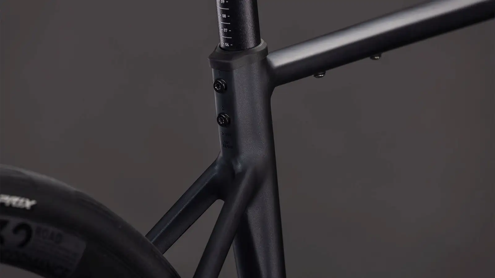 Cube ATTAIN SLX COAL/PRISM - Image 3