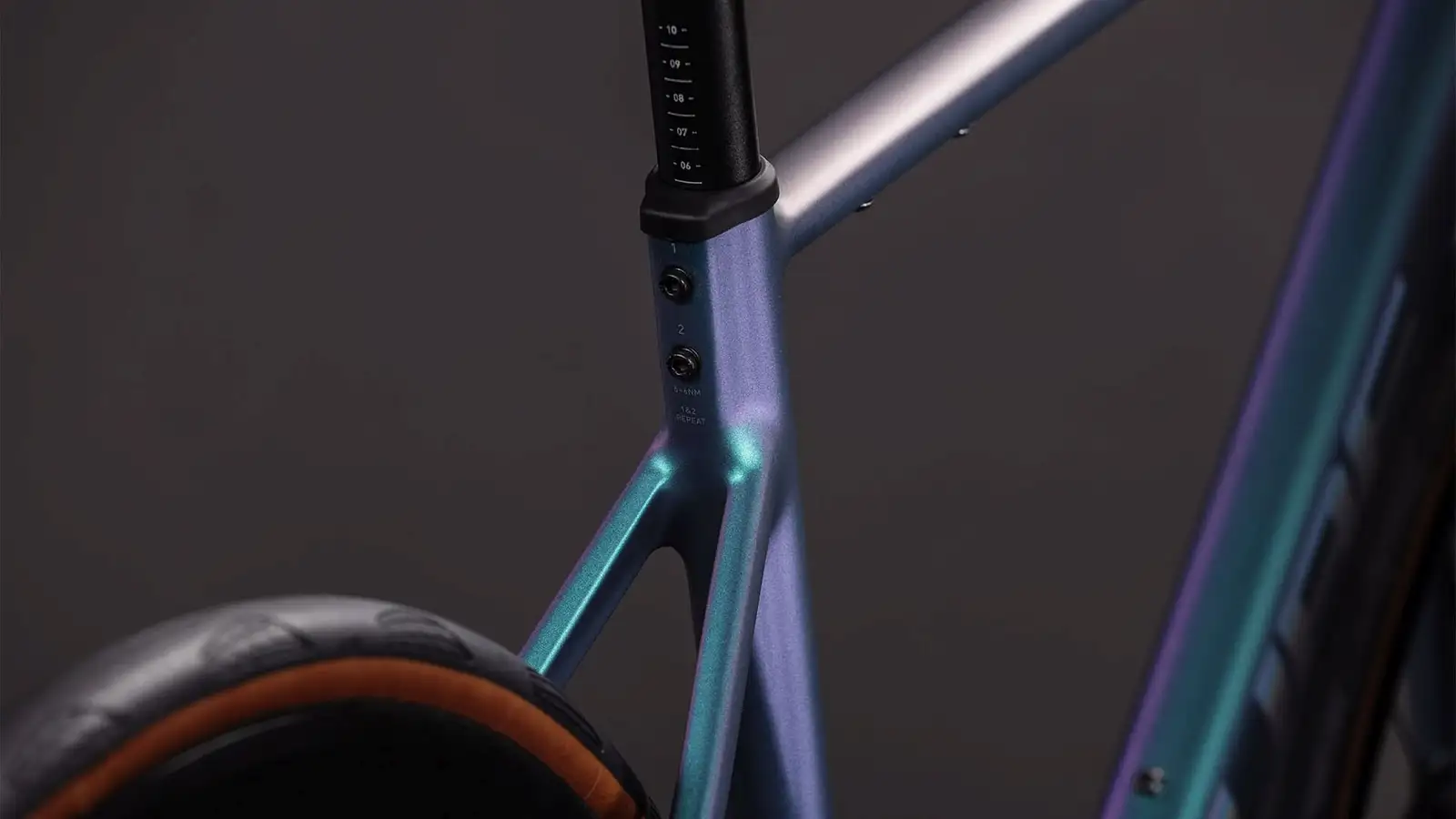 Cube ATTAIN SLX SMARAGDGREY/PRISM - Image 3