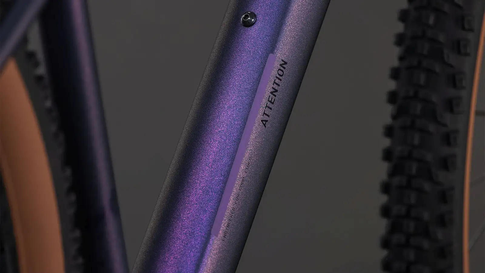 Cube ATTENTION SLX PURPLEGALAXY/BLACK - Image 4