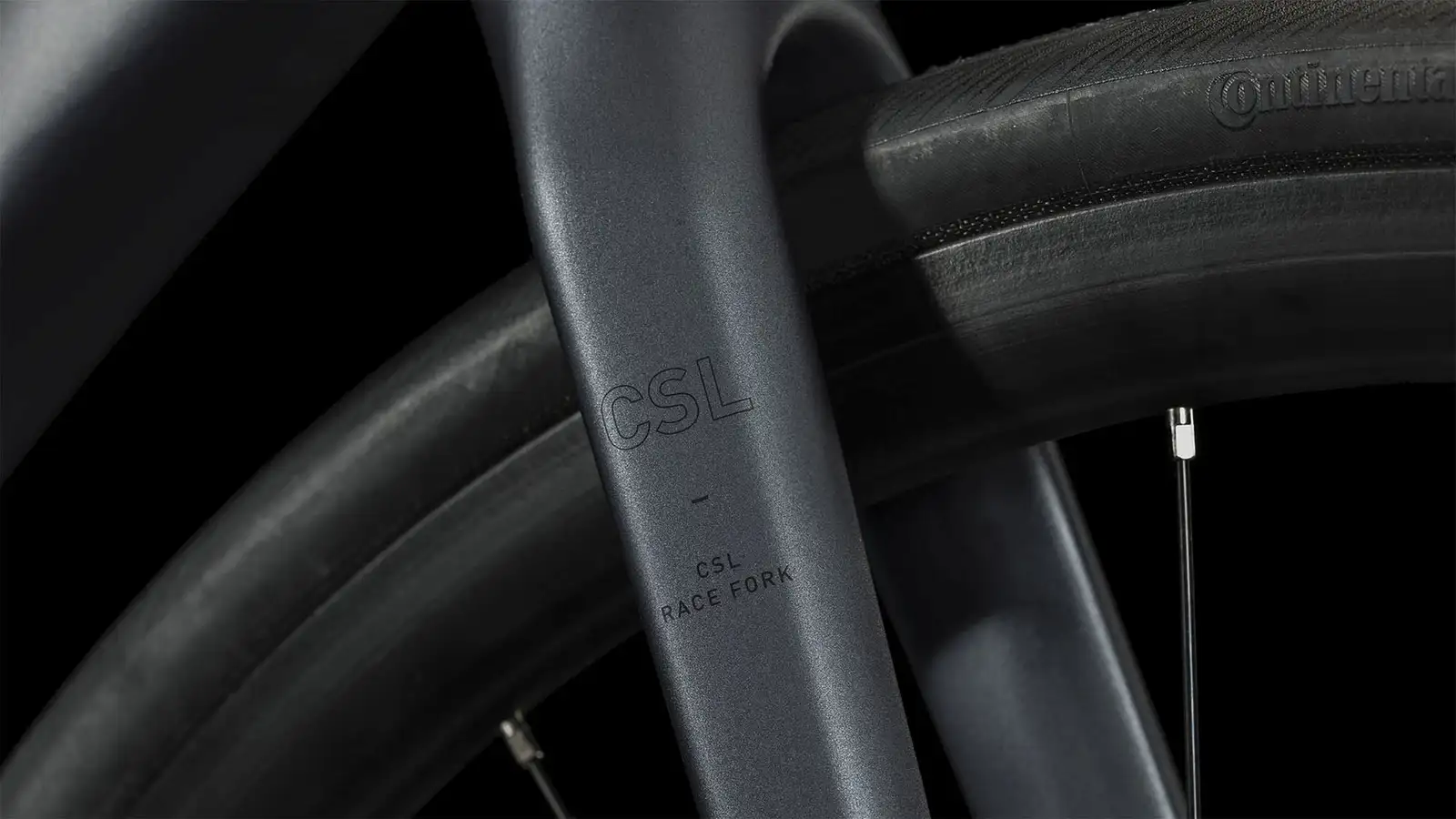 Cube AXIAL WS RACE METALBLACK/RAINBOW - Image 6