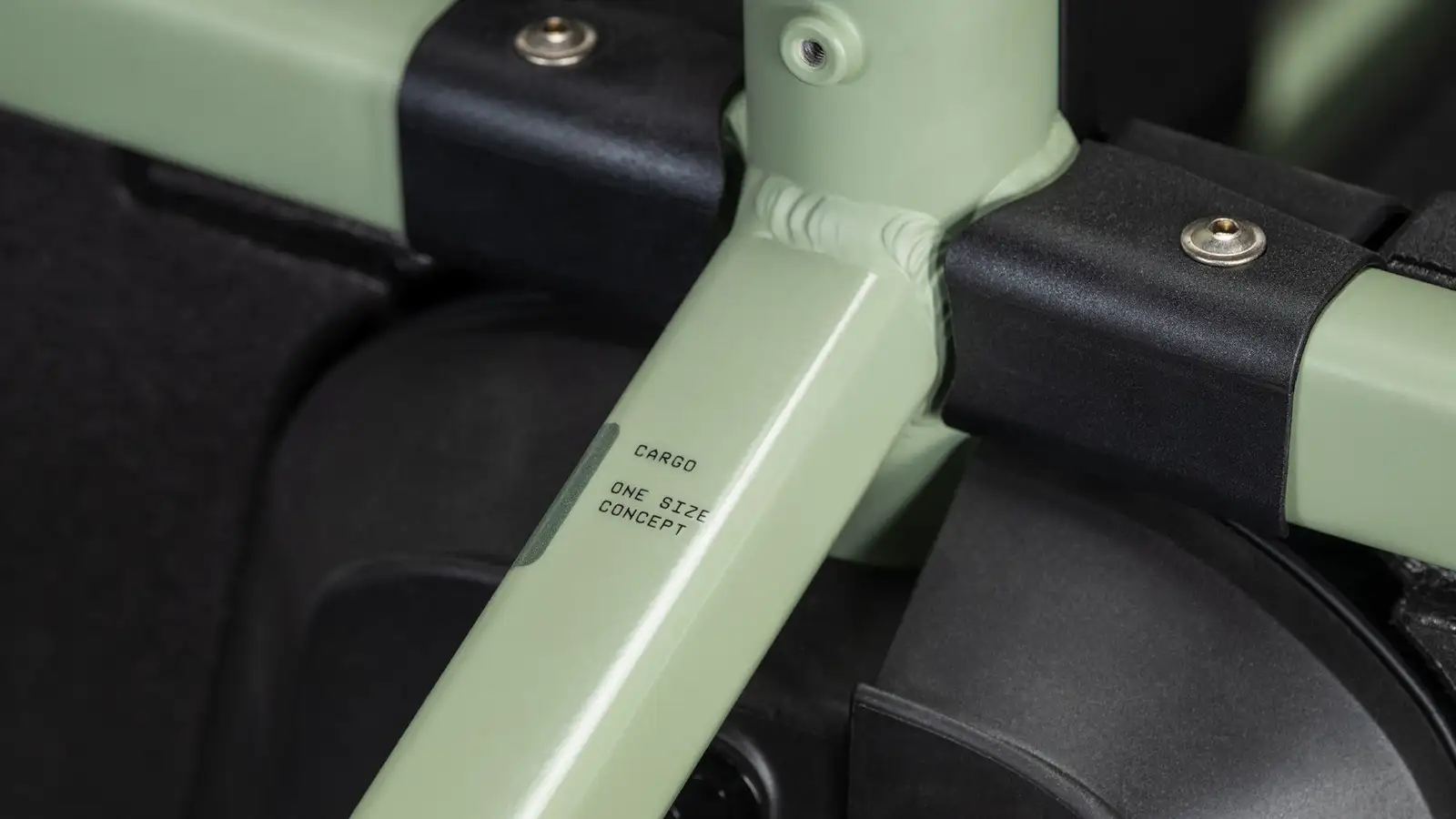 Cube CARGO HYBRID 800 PEA/REFLEX - Image 2