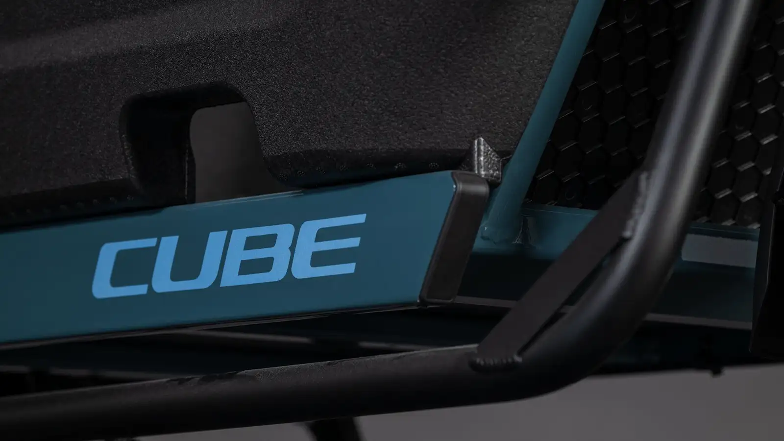 Cube CARGO HYBRID 800 STORM/REFLEX - Image 6