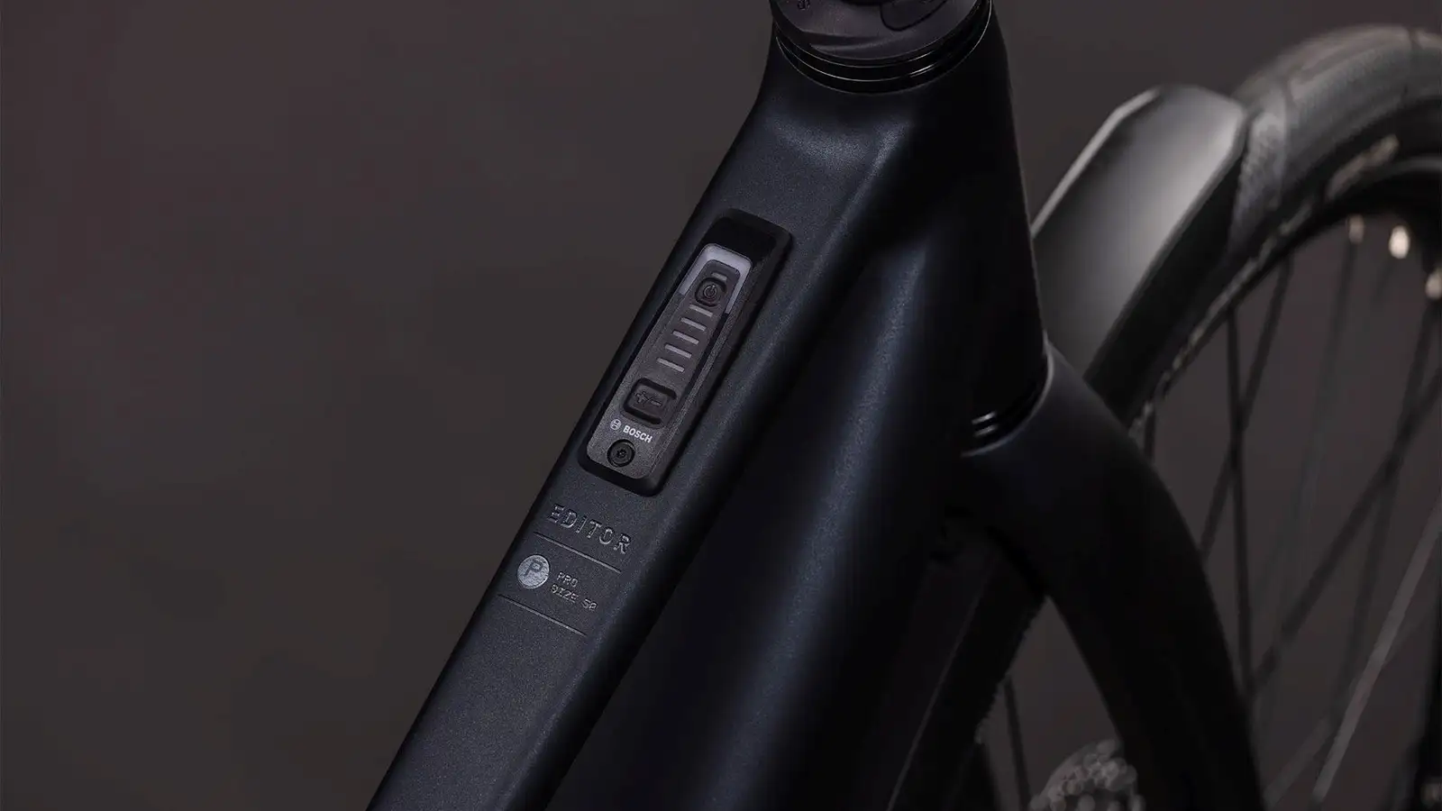 Cube EDITOR HYBRID PRO 400X FE COAL/PRISM - Image 2