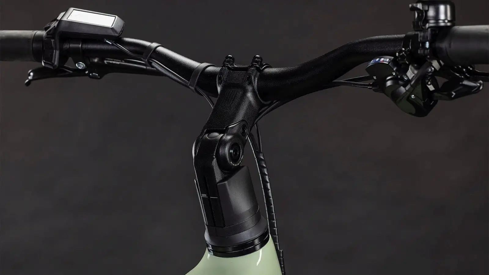 Cube KATHMANDU HYBRID ONE 800 PEA/GREEN - Image 4