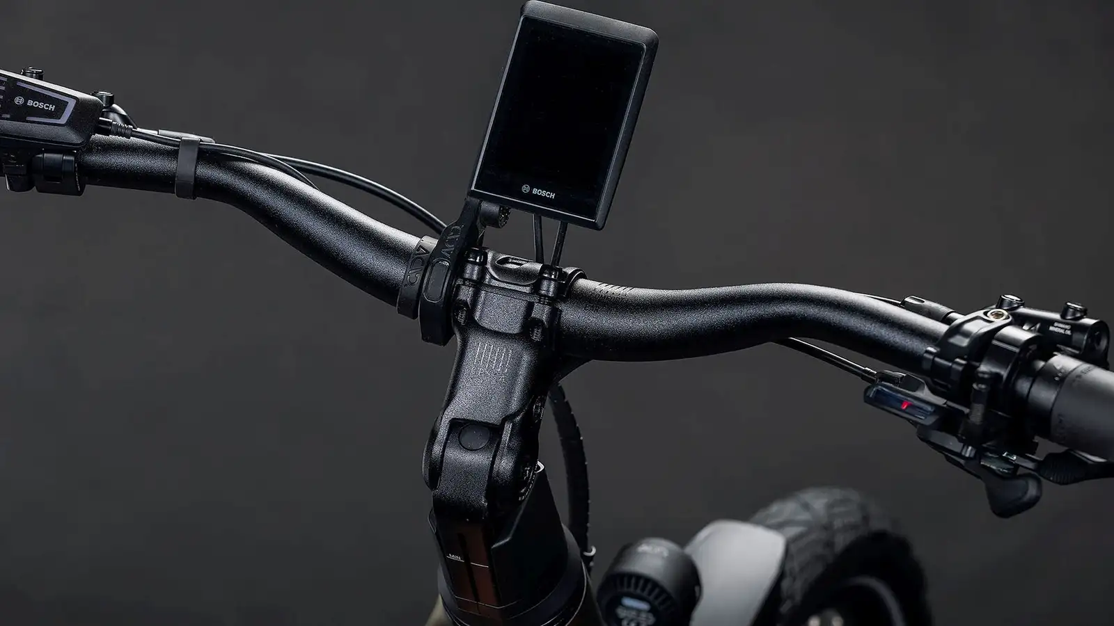 Cube KATHMANDU HYBRID PRO 800 SUNGLOW/CHROME - Image 3