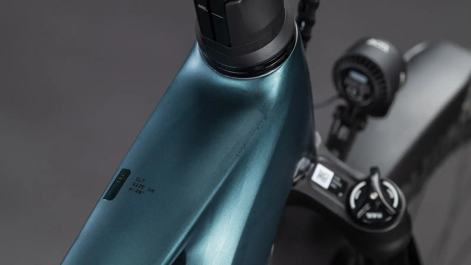 Cube KATHMANDU HYBRID SLT 800 DUSKWOOD/GOBLIN - Image 2