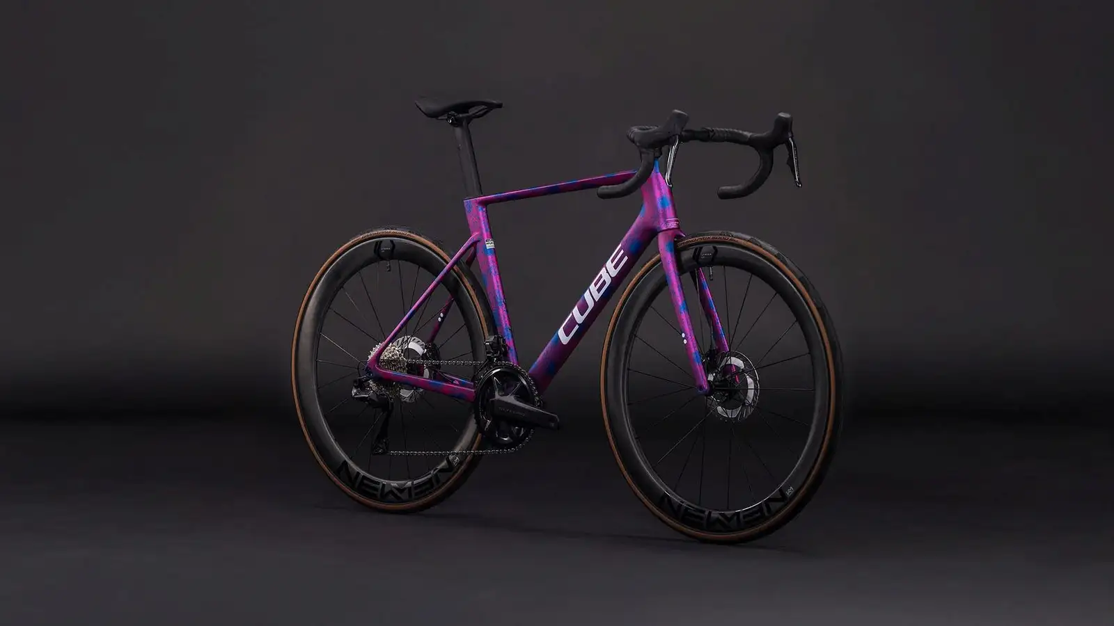 Cube LITENING AIR C:68X RACE DAZZLEPINK/BLUE - Image 9