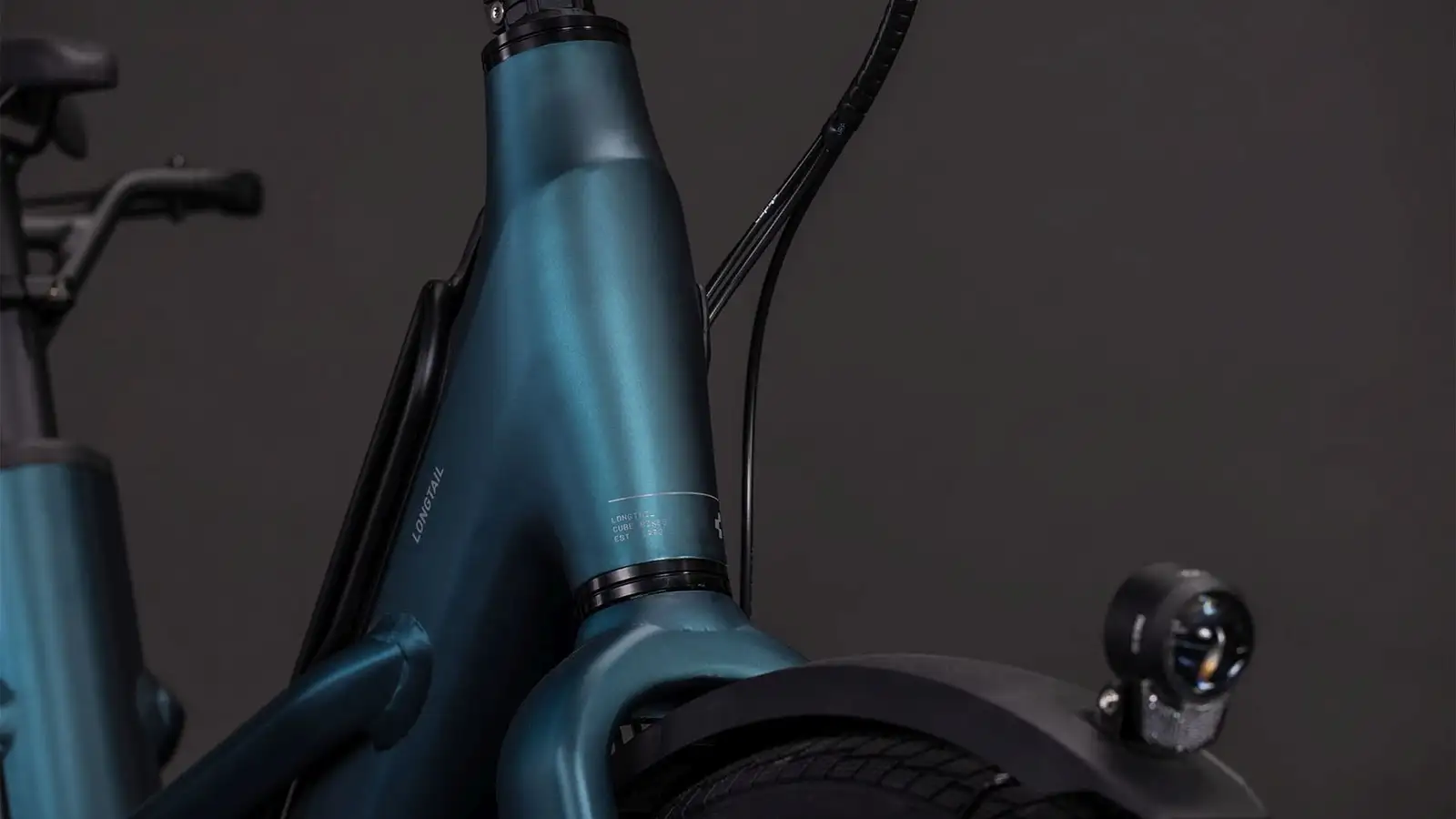 Cube LONGTAIL HYBRID 800 ROYALGREEN/BLACK - Image 6