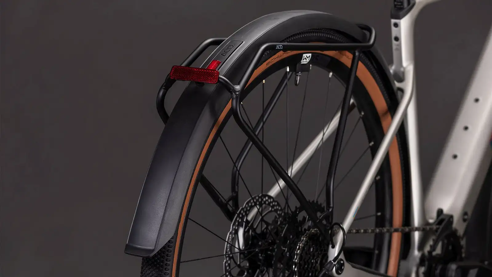 Cube NULANE HYBRID C:62 RACE 400X FE SLEEKGREY/PRISM - Image 4