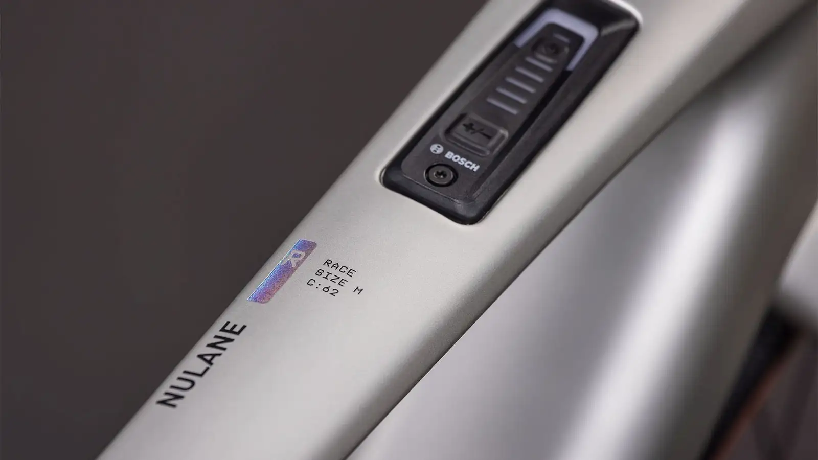 Cube NULANE HYBRID C:62 RACE 400X SLEEKGREY/PRISM - Image 3