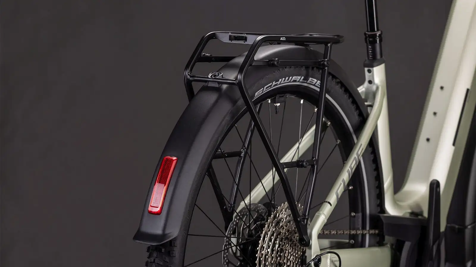 Cube NURIDE HYBRID EXC 800 LEMONGRASS/REFLEX - Image 5