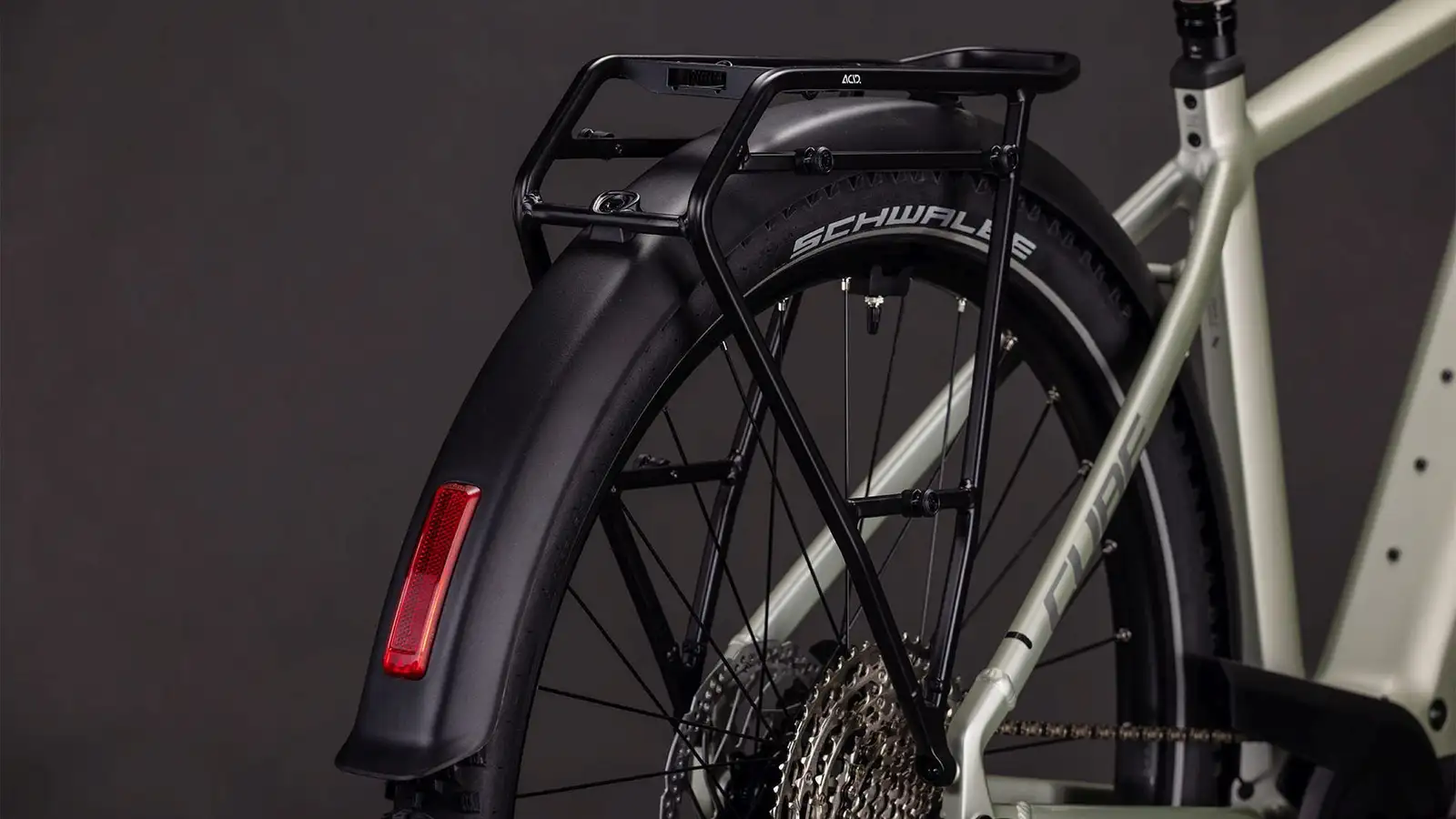 Cube NURIDE HYBRID EXC 800 LEMONGRASS/REFLEX - Image 6