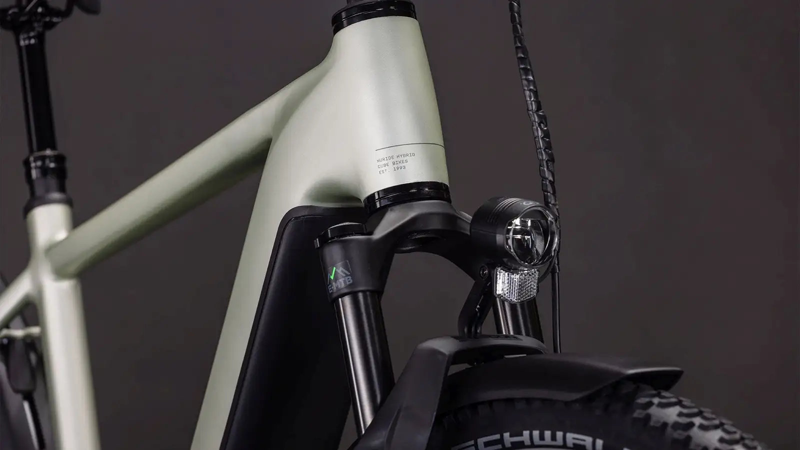 Cube NURIDE HYBRID EXC 800 LEMONGRASS/REFLEX - Image 7