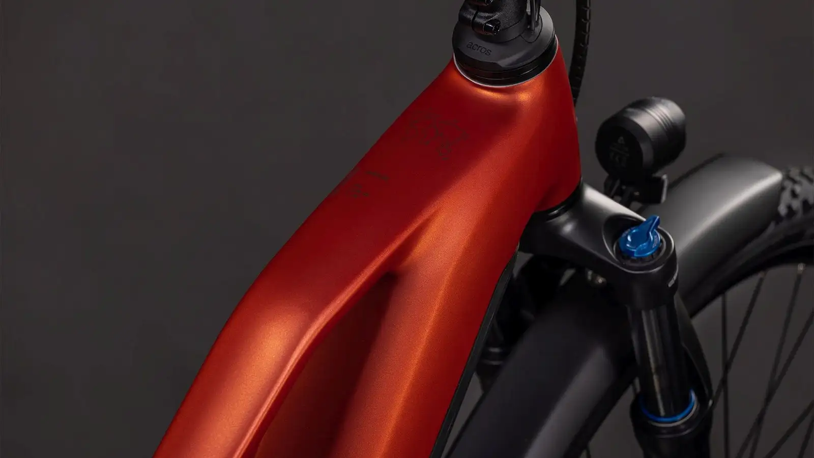 Cube NURIDE HYBRID PRO 600 CHILLI/BLACK - Afbeelding 2