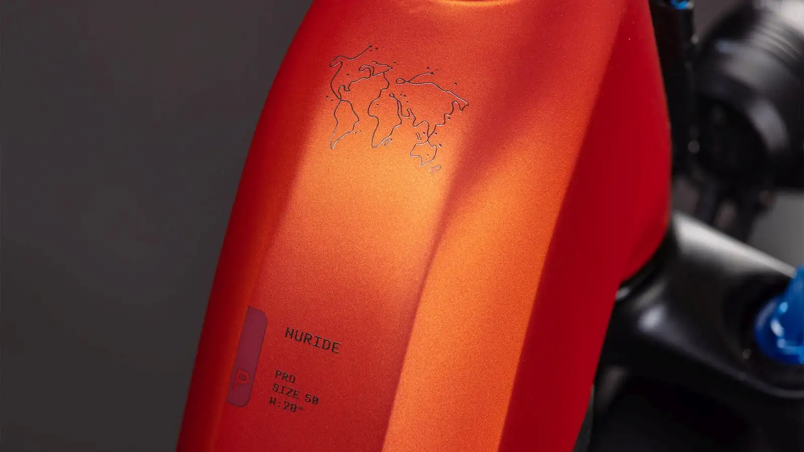 Cube NURIDE HYBRID PRO 600 CHILLI/BLACK - Image 3