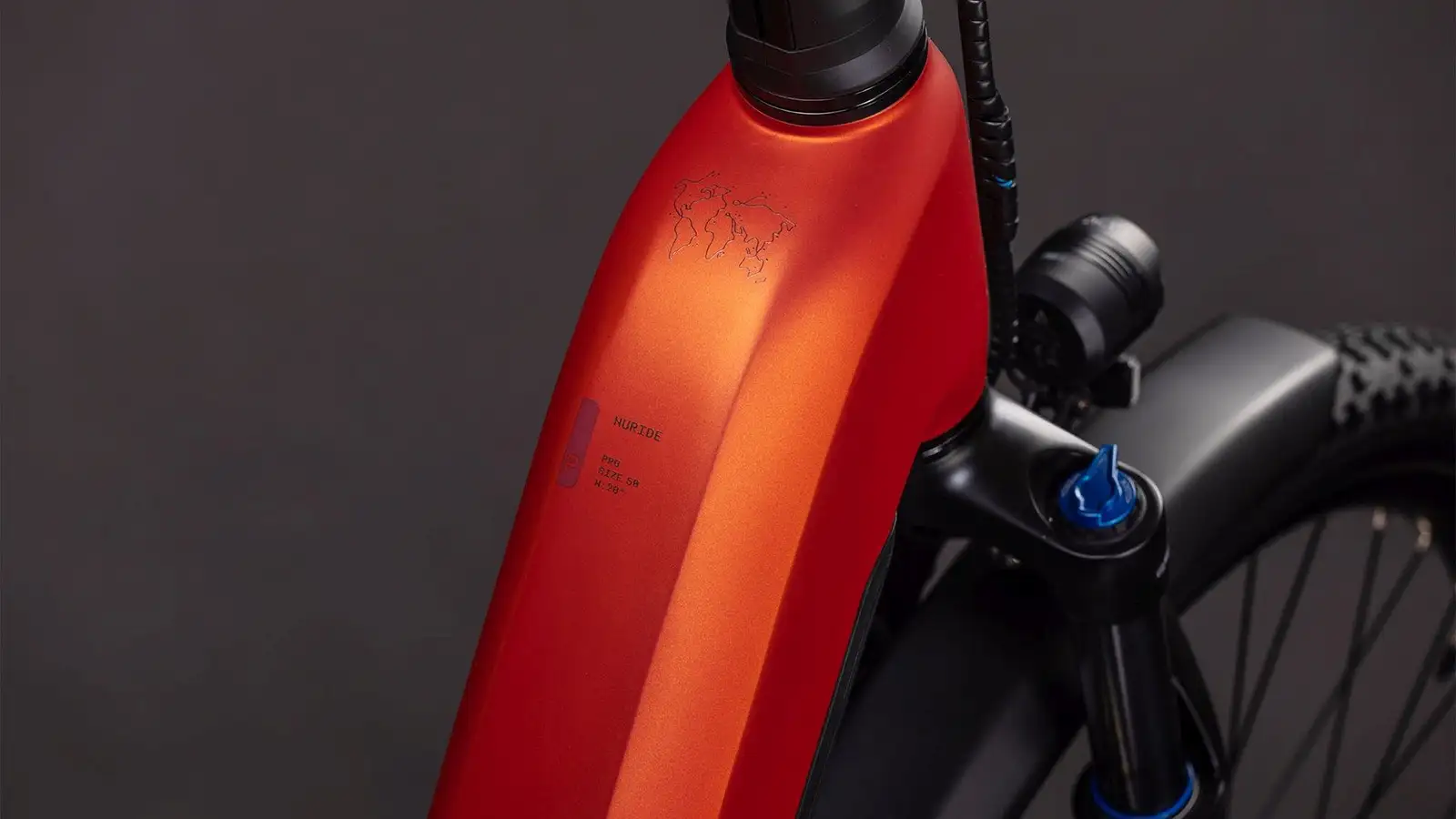 Cube NURIDE HYBRID PRO 800 CHILLI/BLACK - Image 2