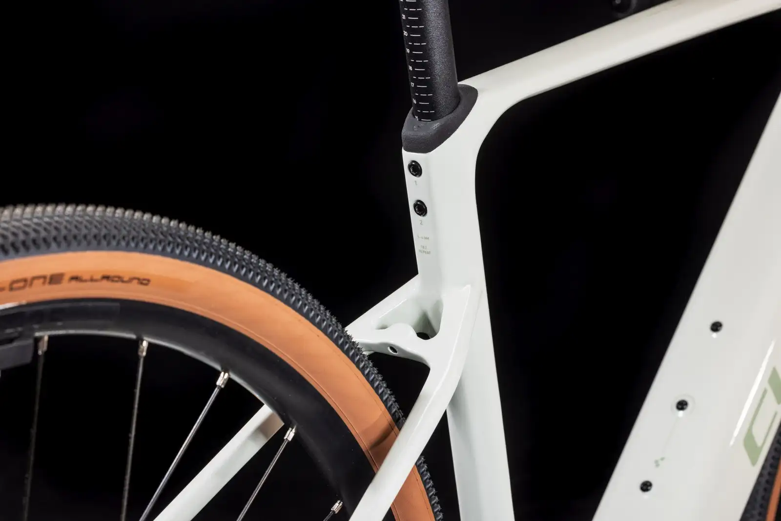 Cube NUROAD HYBRID C:62 RACE 400X - Afbeelding 4