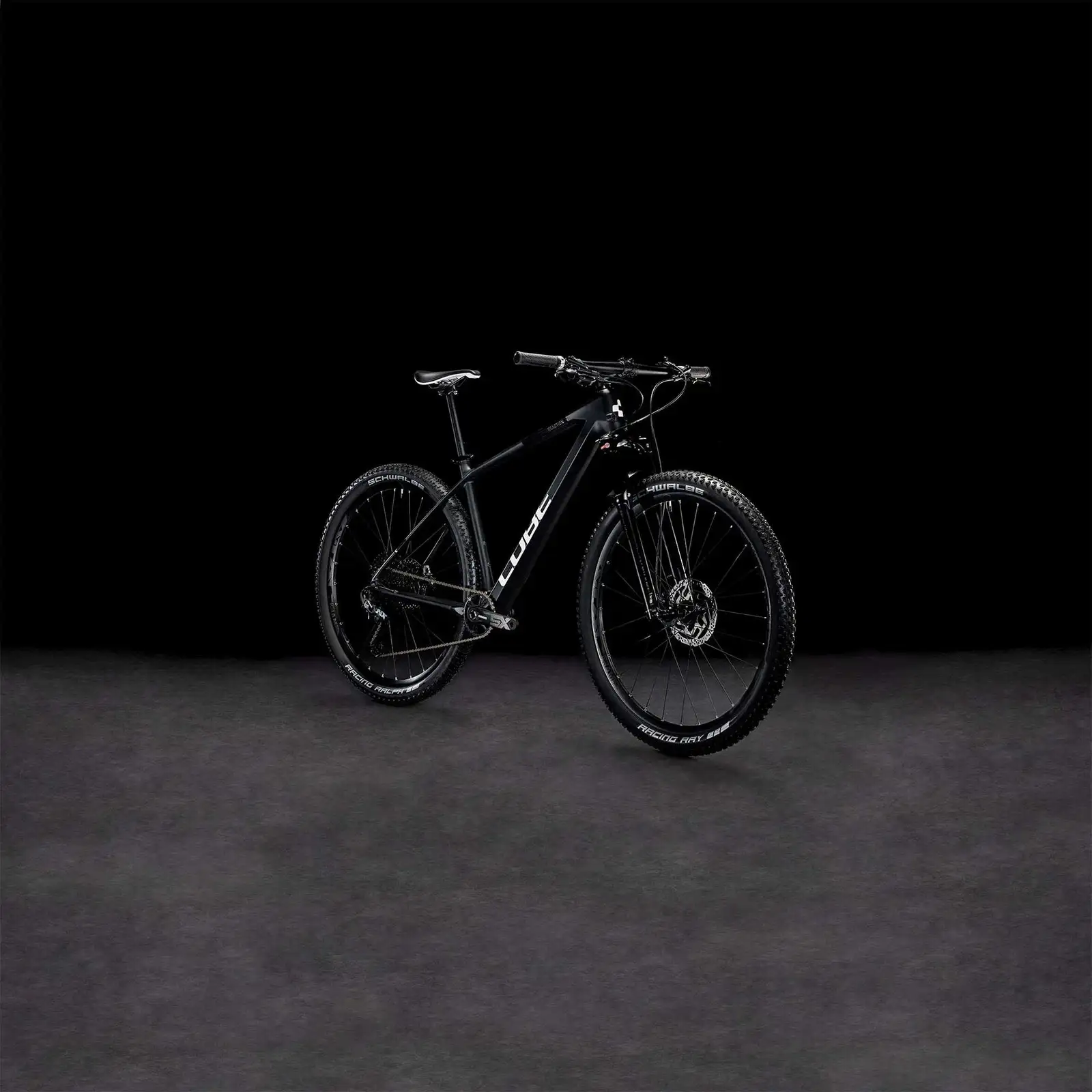 Cube REACTION C:62 ONE CARBON/WHITE - Image 7