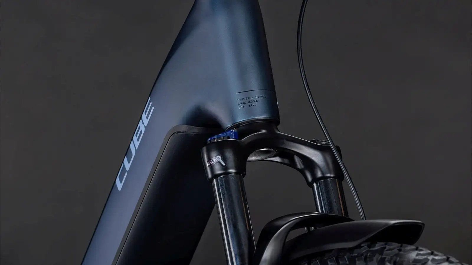 Cube REACTION HYBRID PERFORMANCE 600 FE INDIGOBLUE/REFLEX - Image 6