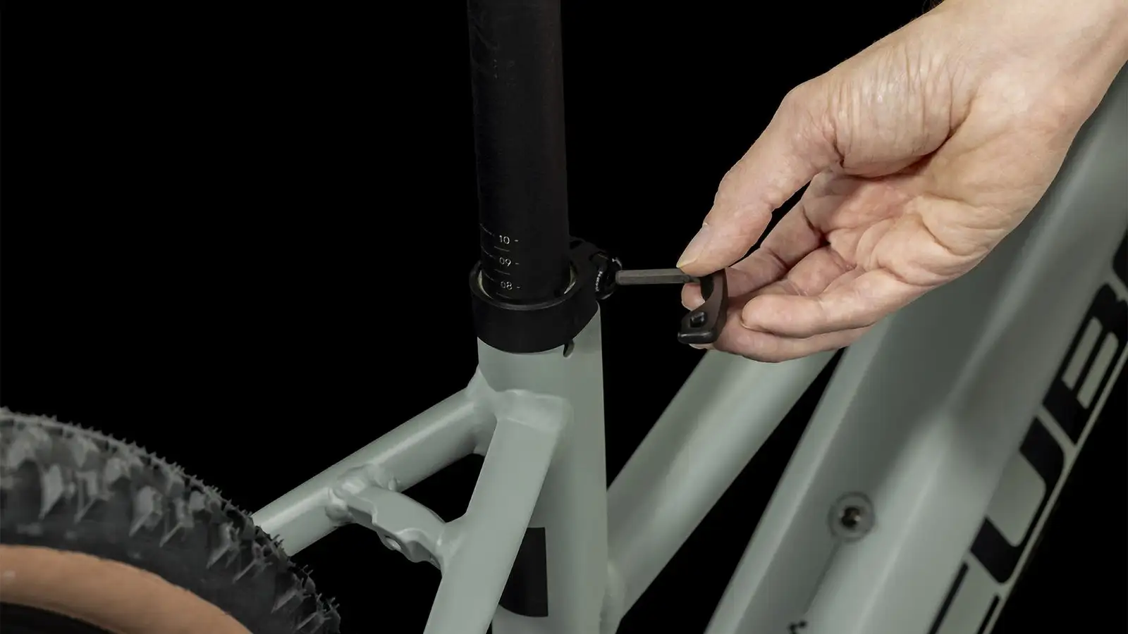 Cube REACTION HYBRID PERFORMANCE 625 GREY/BLACK - Image 8