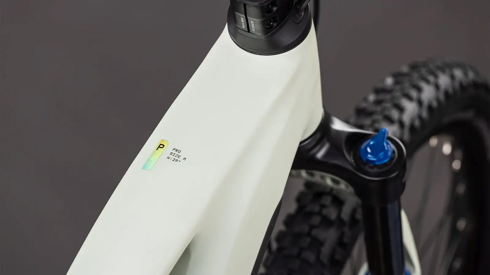 Cube REACTION HYBRID PRO 800 DESERTSTONE/DRIEDHERBS - Image 2