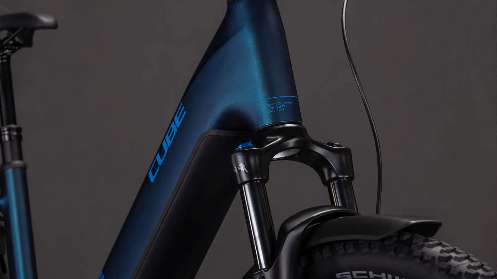 Cube REACTION HYBRID PRO 800 FE NEBULAR/DAZZLE - Image 6