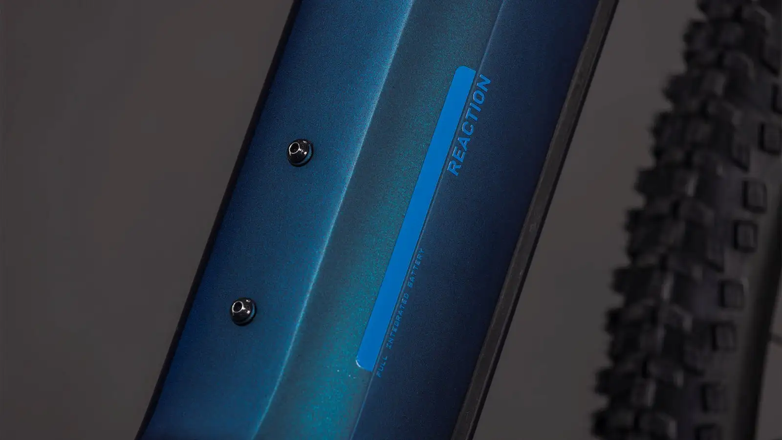 Cube REACTION HYBRID PRO 800 NEBULAR/DAZZLE - Image 3