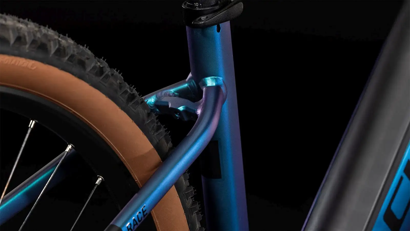 Cube REACTION HYBRID RACE 750 SWITCHBLUE/BLK - Image 6