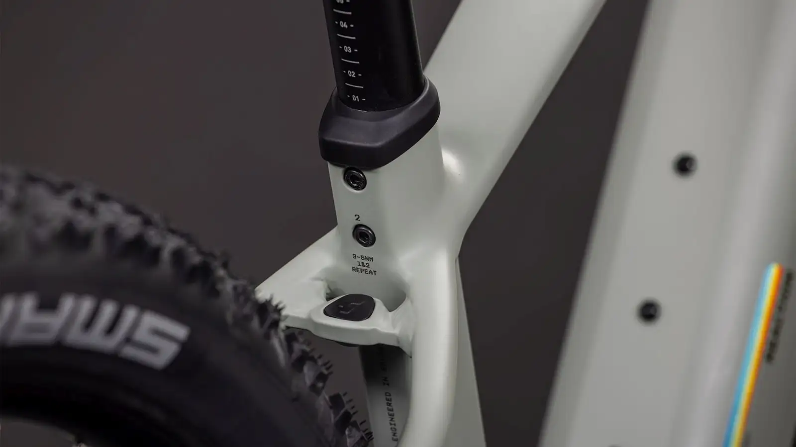 Cube REACTION HYBRID SLT 800 REEDBEIGE/SAGEBRUSHGREEN - Image 3