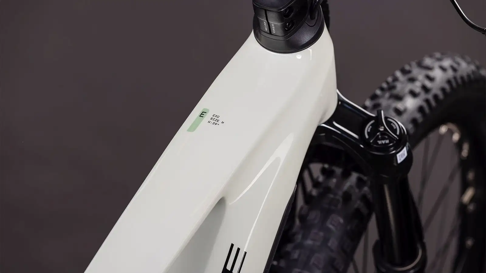 Cube STEREO HYBRID ONE44 EXC 800 DESERTSTONE/DRIEDHERBS - Image 2