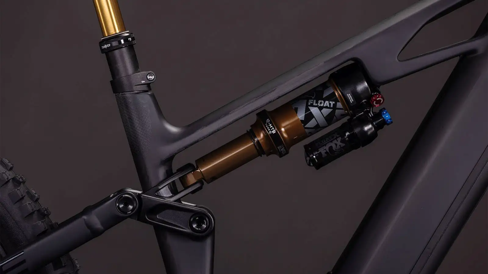 Cube STEREO HYBRID ONE44 HPC AT 800 CARBON/GOLD - Image 3