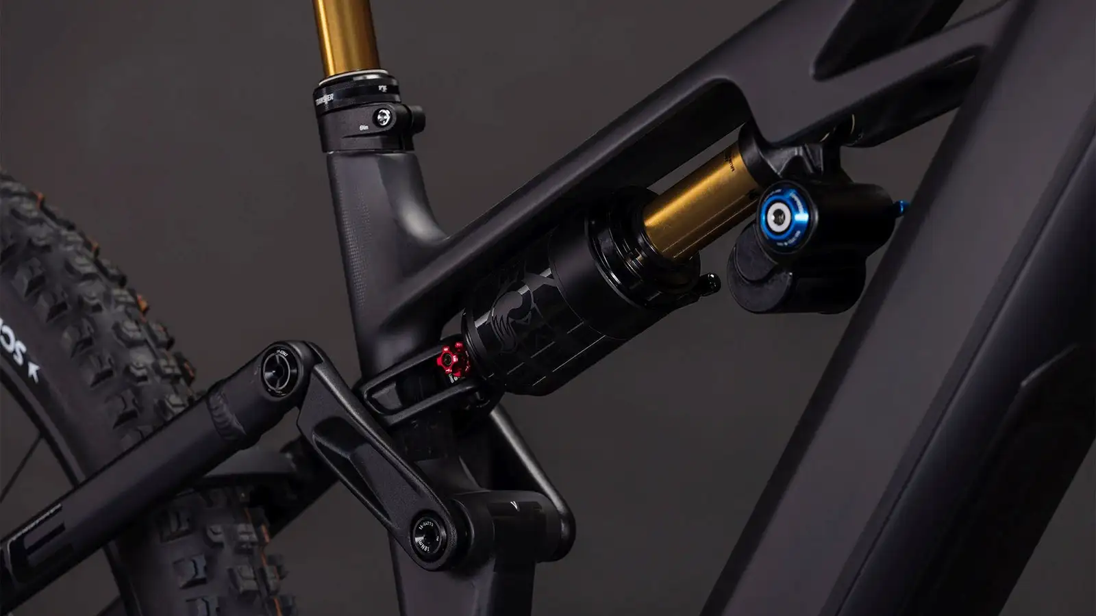 Cube STEREO HYBRID ONE77 HPC AT 800 CARBON/GOLD - Image 6