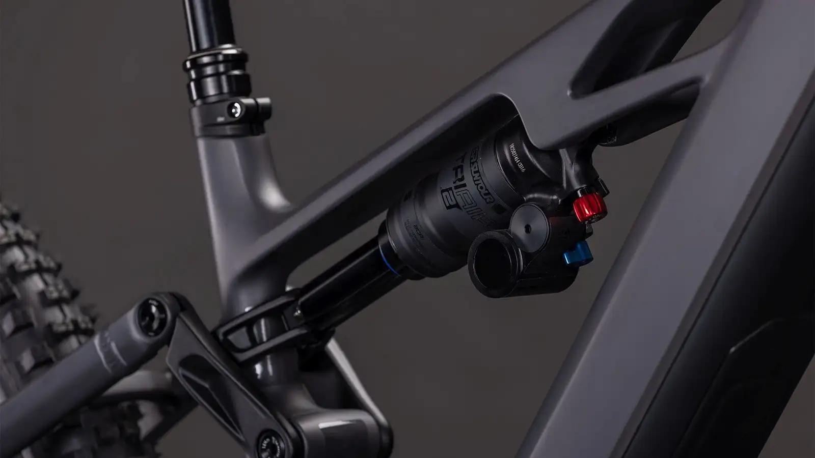 Cube STEREO HYBRID ONE77 HPC RACE 800 IRONGREY/BLACK - Image 6