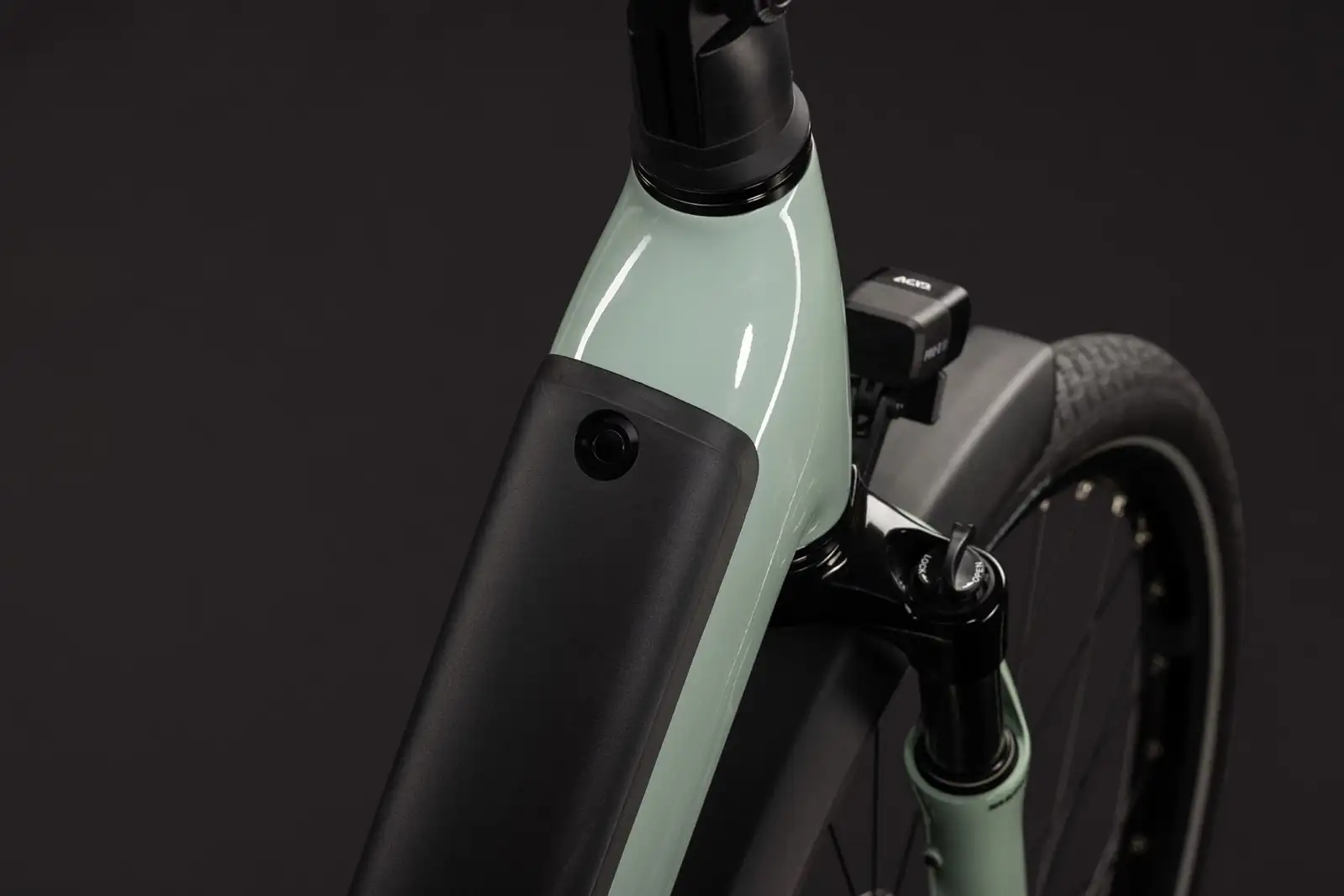 Cube SUPREME HYBRID DELUXE ONE 600 - Afbeelding 2