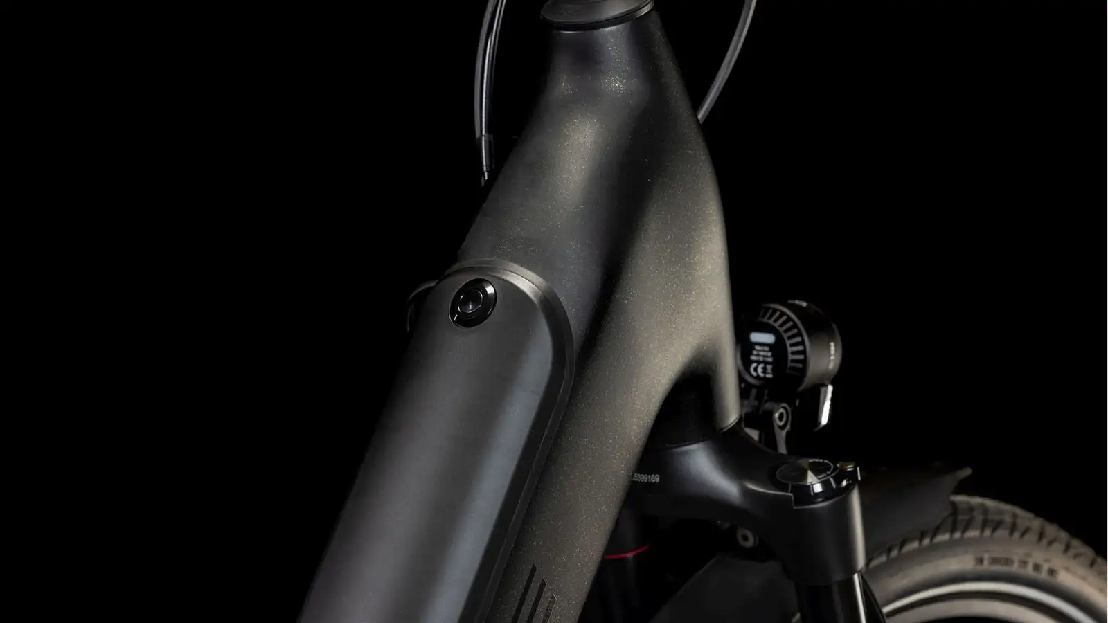 Cube SUPREME HYBRID DELUXE SLT 625 - Image 2