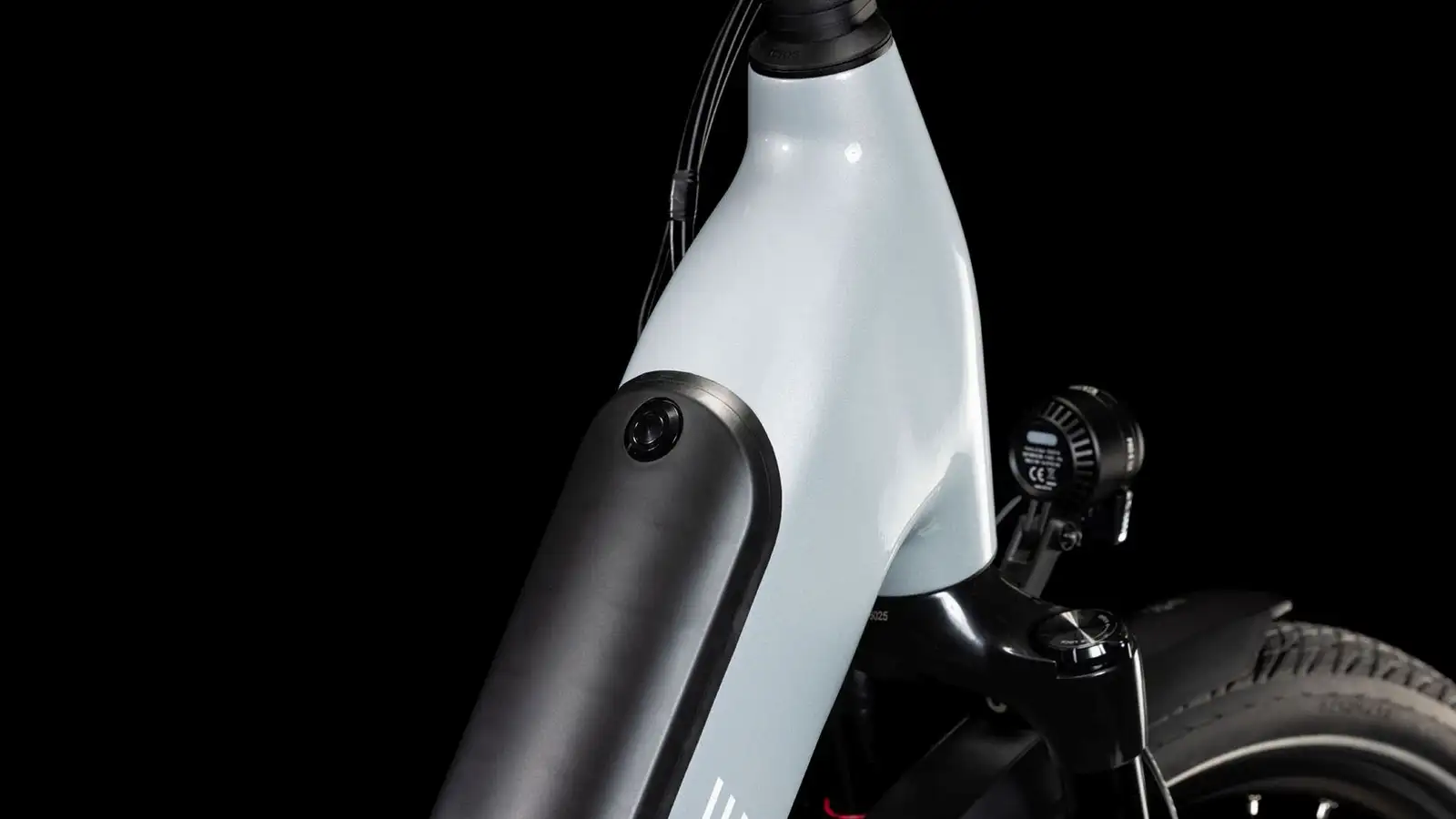 Cube SUPREME HYBRID DELUXE SLX 625 - Image 2