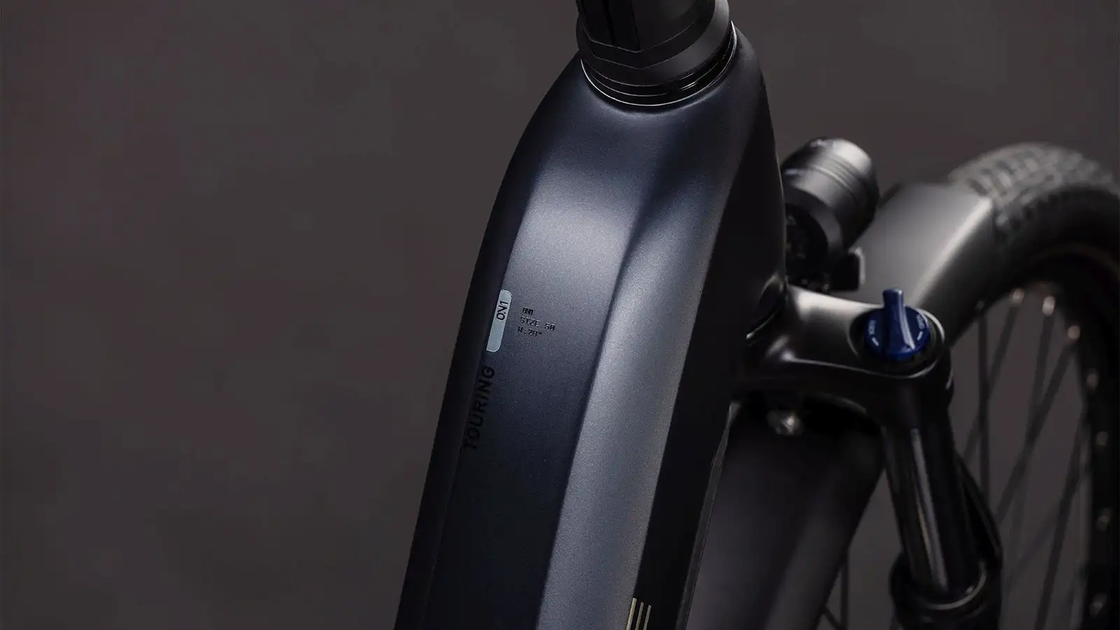 Cube TOURING HYBRID ONE 600 COAL/CHROME - Image 2