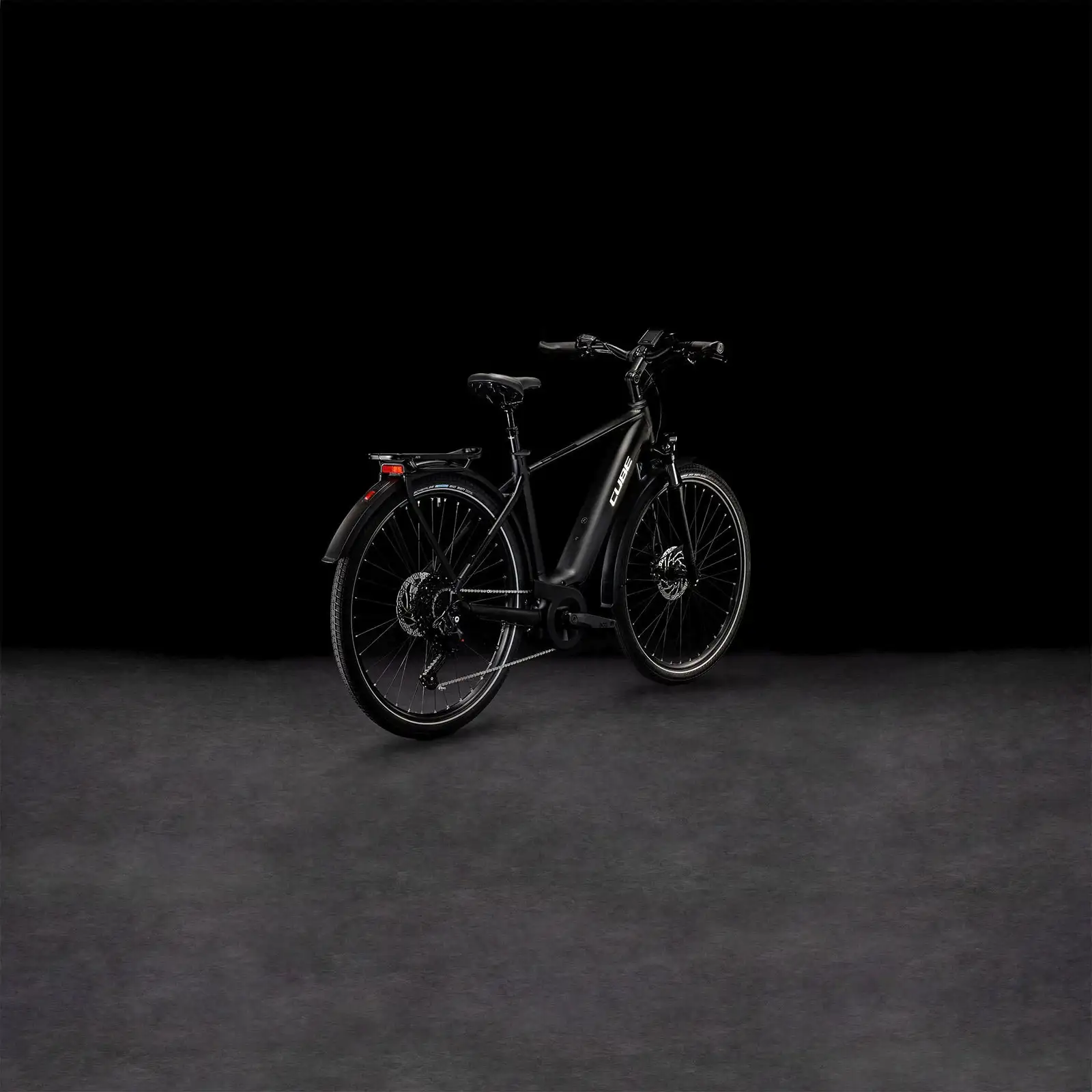Cube TOURING HYBRID PRO 625 BLACK/METAL - Image 7