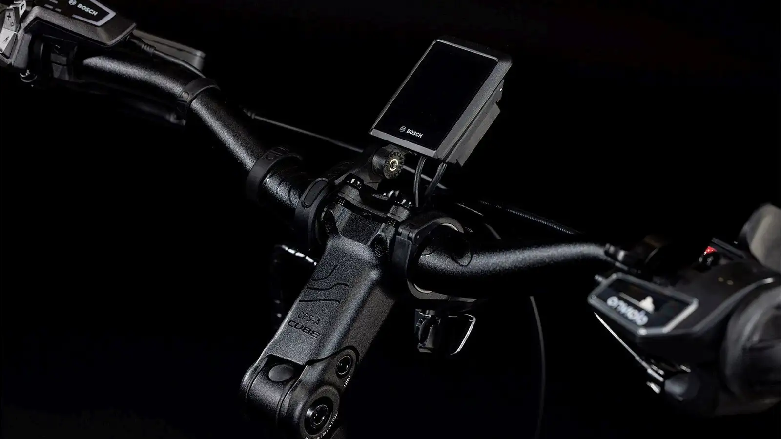 Cube TRIKE HYBRID FAMILY 750 FLASHWHITE/BLACK - Image 5