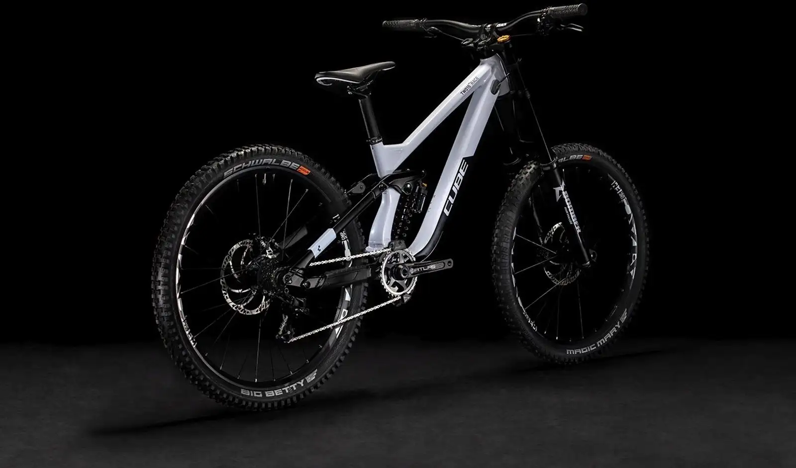 Cube TWO15 RACE 27.5 FLASHWHITE/BLACK - Image 3