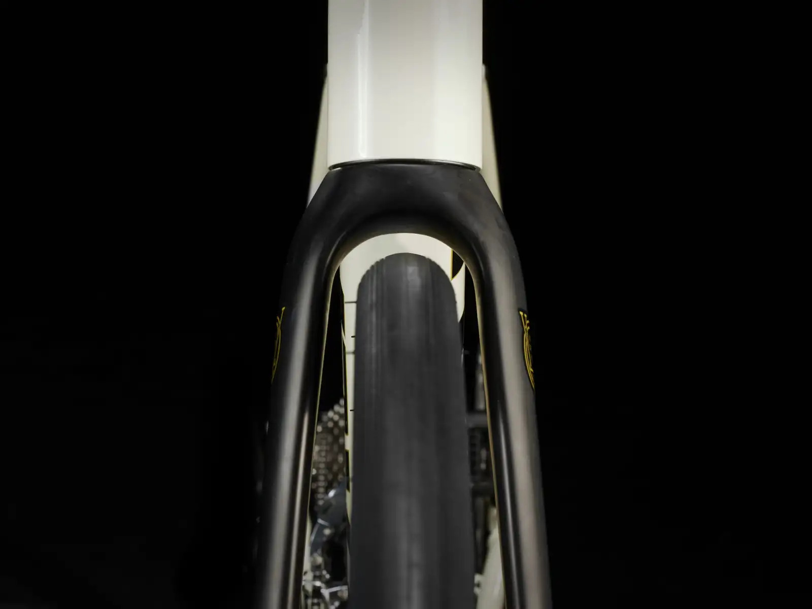 Trek Domane AL 4 Gen 4 - Image 8