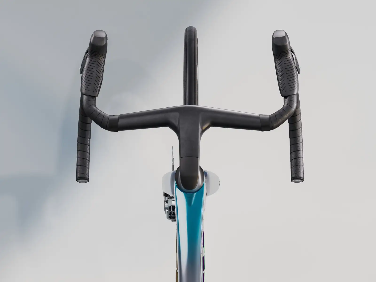 Trek Madone SLR 9 AXS Gen 8 - Image 3