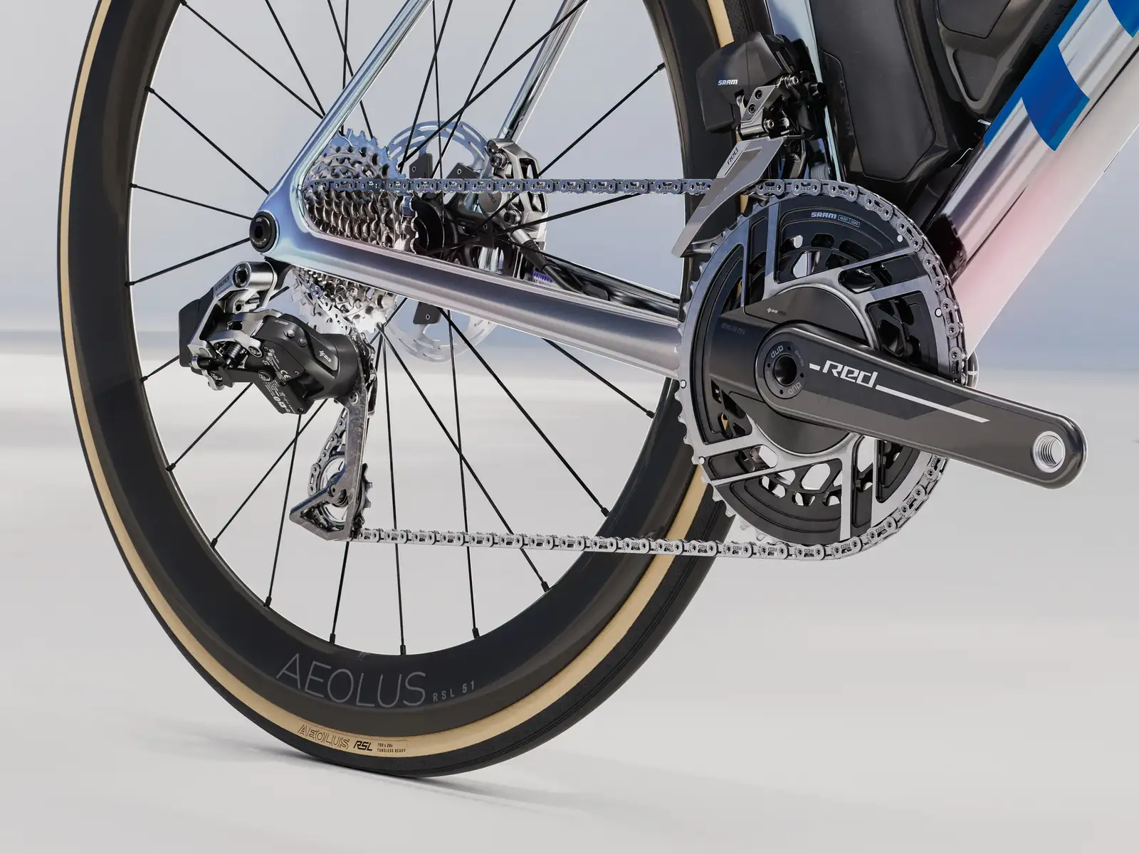 Trek Madone SLR 9 AXS Gen 8 - Image 6