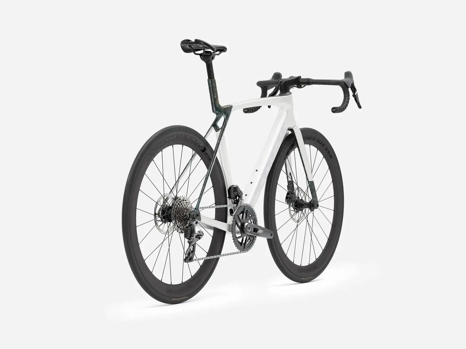 Trek Madone SL 6 AXS Gen 8 - Image 2
