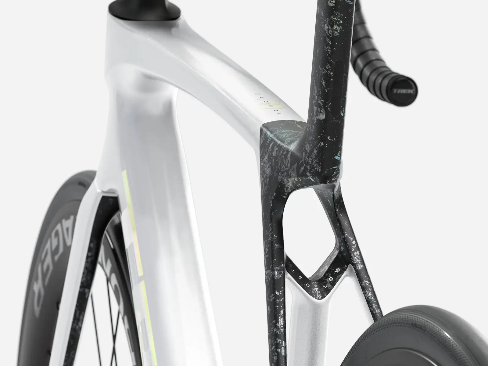 Trek Madone SL 6 Gen 8 - Image 4