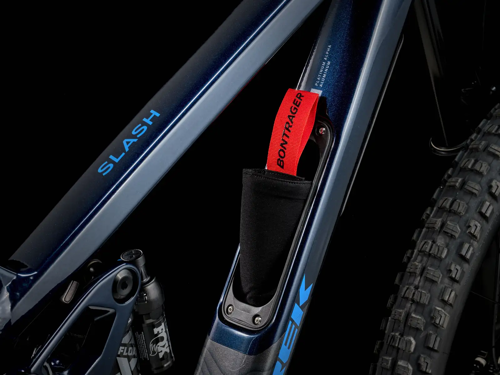 Trek Slash 8 Gen 6 - Image 5