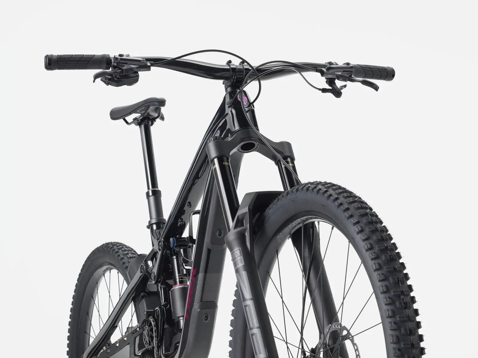 Trek Slash 9.8 XT Di2 Gen 6 - Image 3
