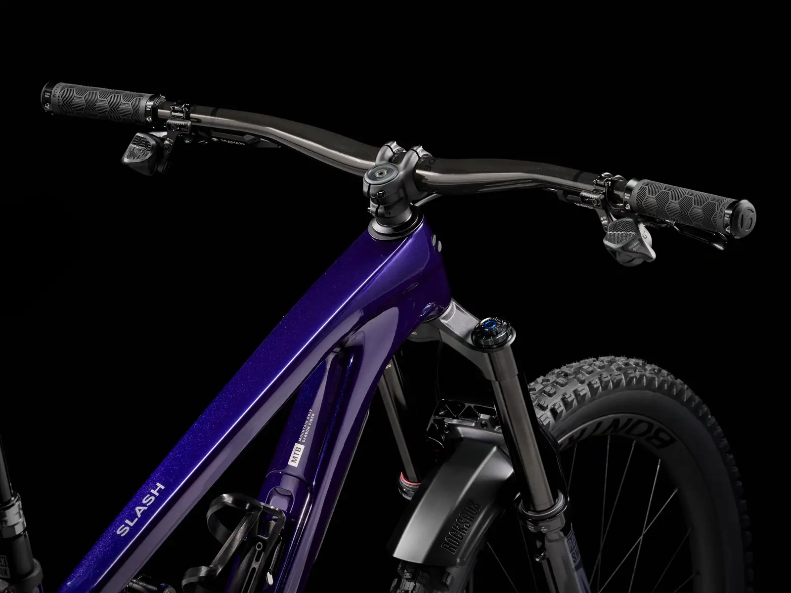 Trek Slash 9.9 X0 AXS T-Type Gen 6 - Image 3