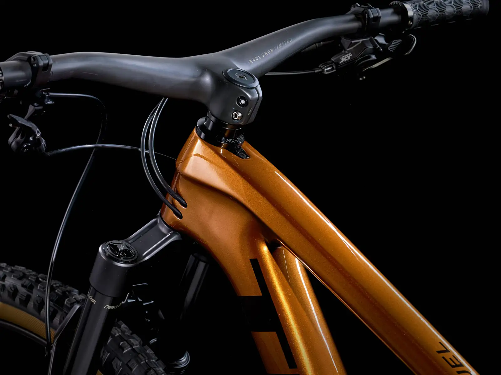 Trek Top Fuel 9.8 XT Gen 3 - Image 4